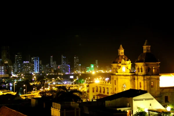 City Tour en Cartagena | Recorrido por la Ciudad Amurallada y Getsemaní con Guía Local - Image 17
