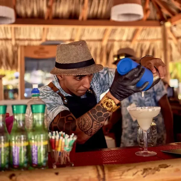 Tour Islas Paraíso Caribe Colombiano: Excursión de Un Día a Bora Bora, Islabela y Pao Pao - Image 5