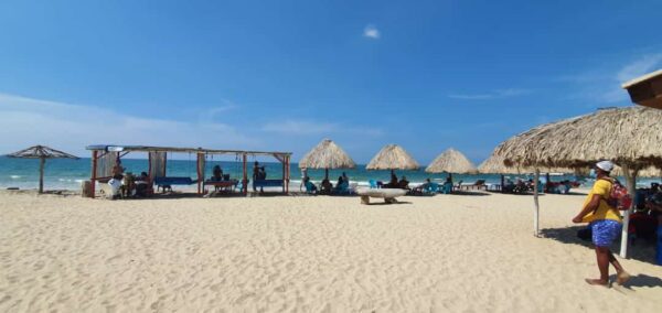 Playa linda - Isla de tierra bomba - Image 5