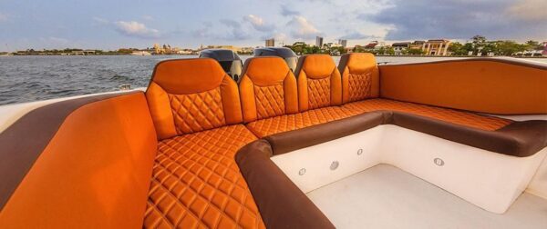 Lancha deportiva 28ft para 10 pax - Makaira - Image 8