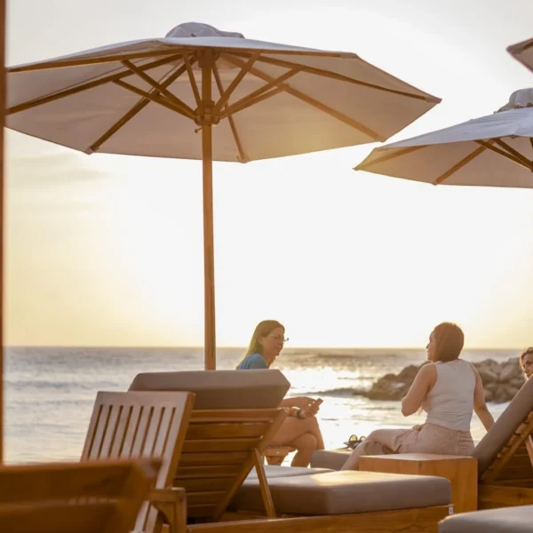 Walla Club de Playa Cartagena: gastronomía caribeña, piscina y música en vivo en Laguito - Image 5