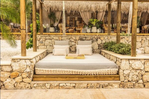 Pasadía en Makani Beach Club Cartagena: traslado, zona exclusiva y cóctel incluido - Image 19